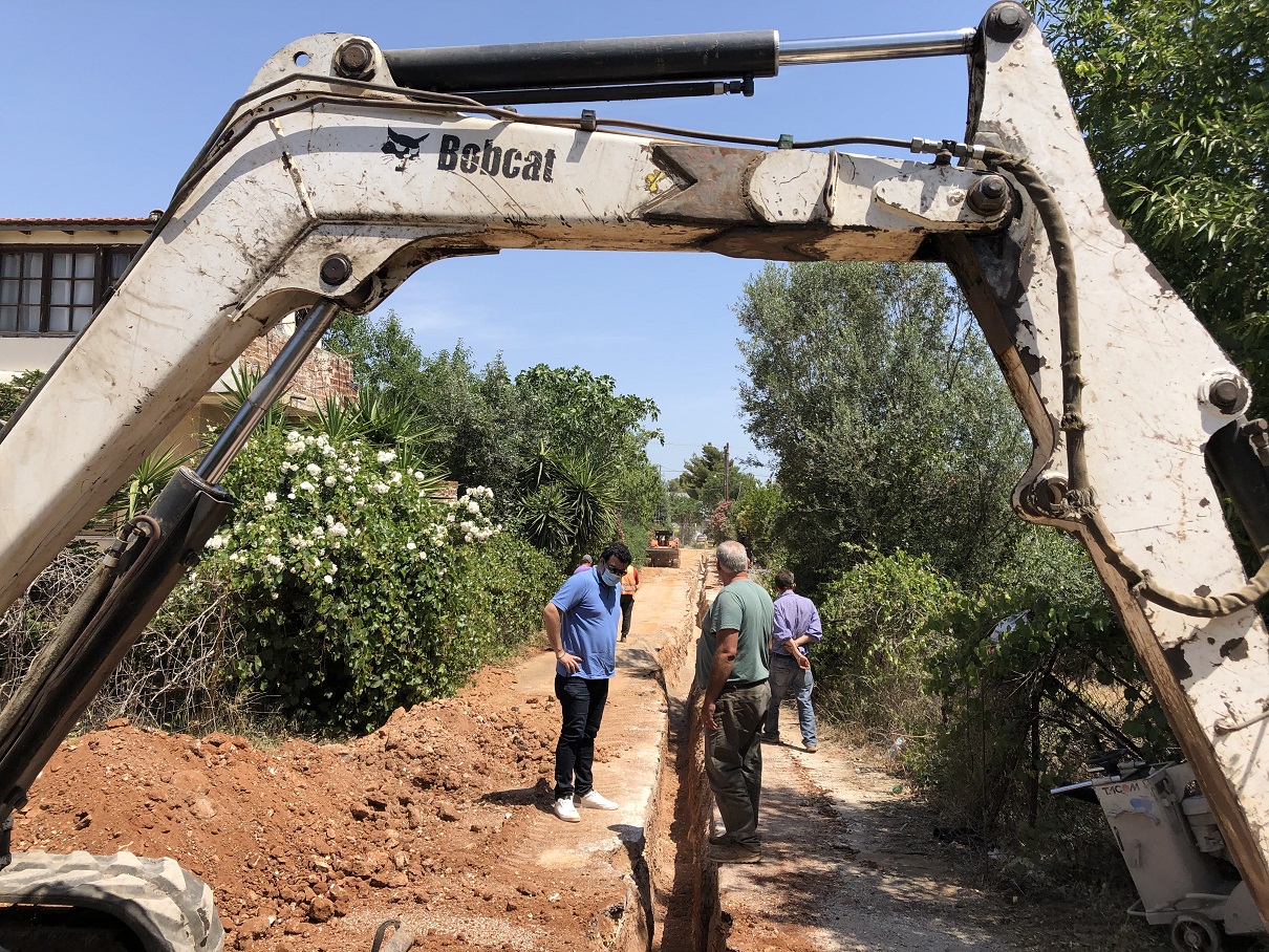Read more about the article Έναρξη μεγάλων έργων υποδομής ύδρευσης στον Καρελά Δήμου Κρωπίας προϋπολογισμού 3.000.000  εκατομμυρίων ευρώ σε μήκος 33 χιλιομέτρων αναβαθμίζουν την ποιότητα του πόσιμου νερού, τις συχνές βλάβες των δικτύων και δημιουργούν νέο δίκτυο πυροσβεστικών κρουνών