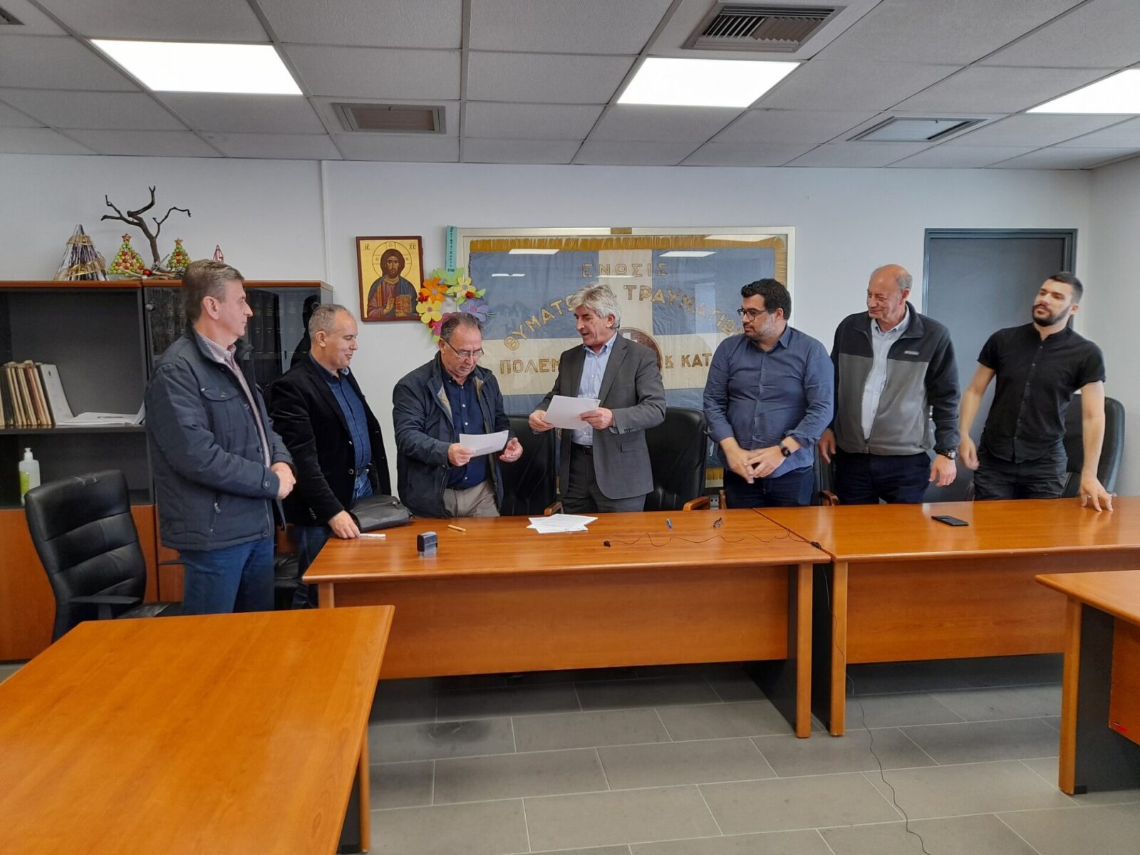 Read more about the article Ιστορική ημέρα για το Κορωπί. Έπεσαν οι υπογραφές της σύμβασης του έργου για τη ριζική ανάπλαση της πόλης.